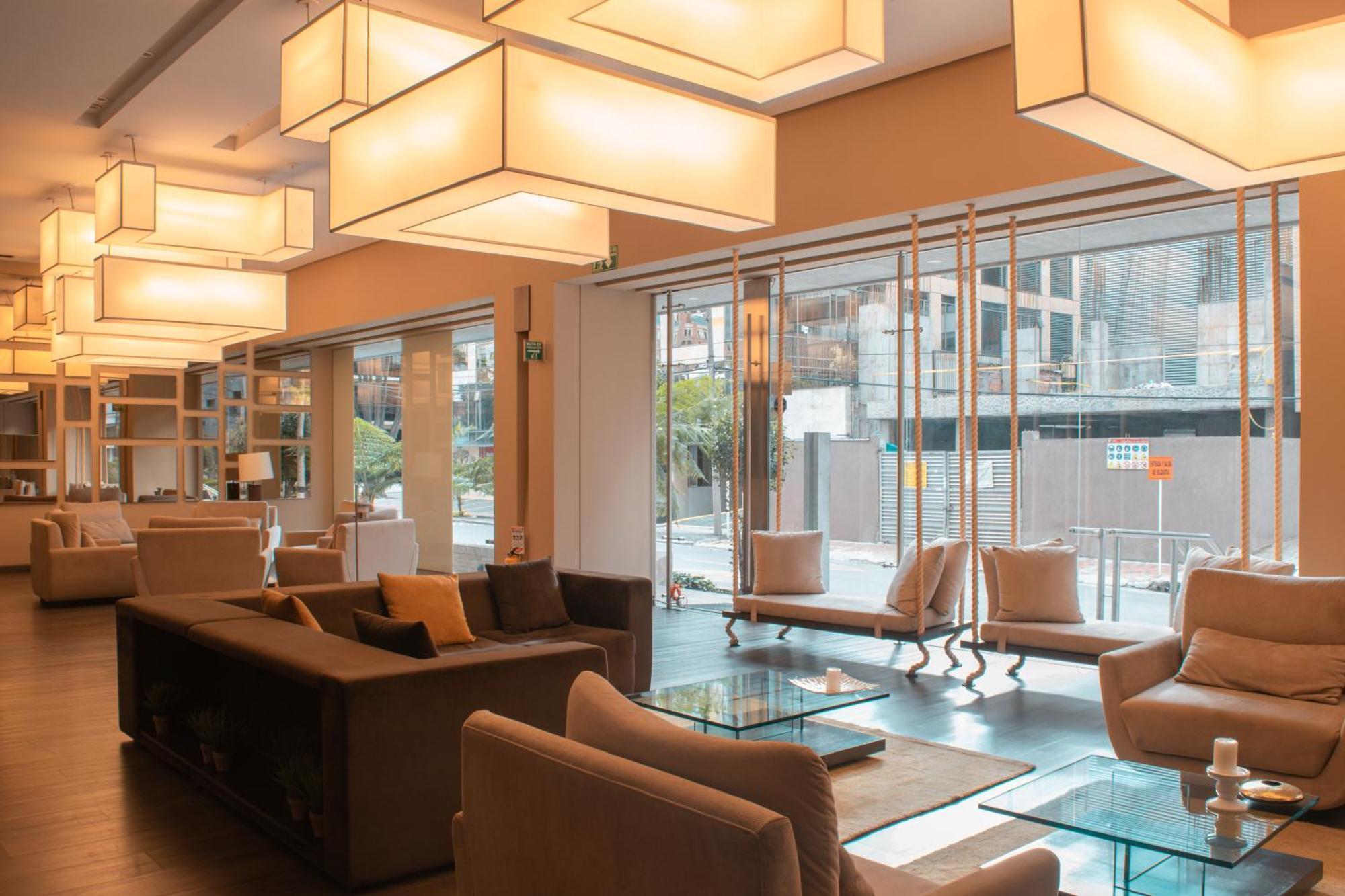 Altitude Living Apartamento *